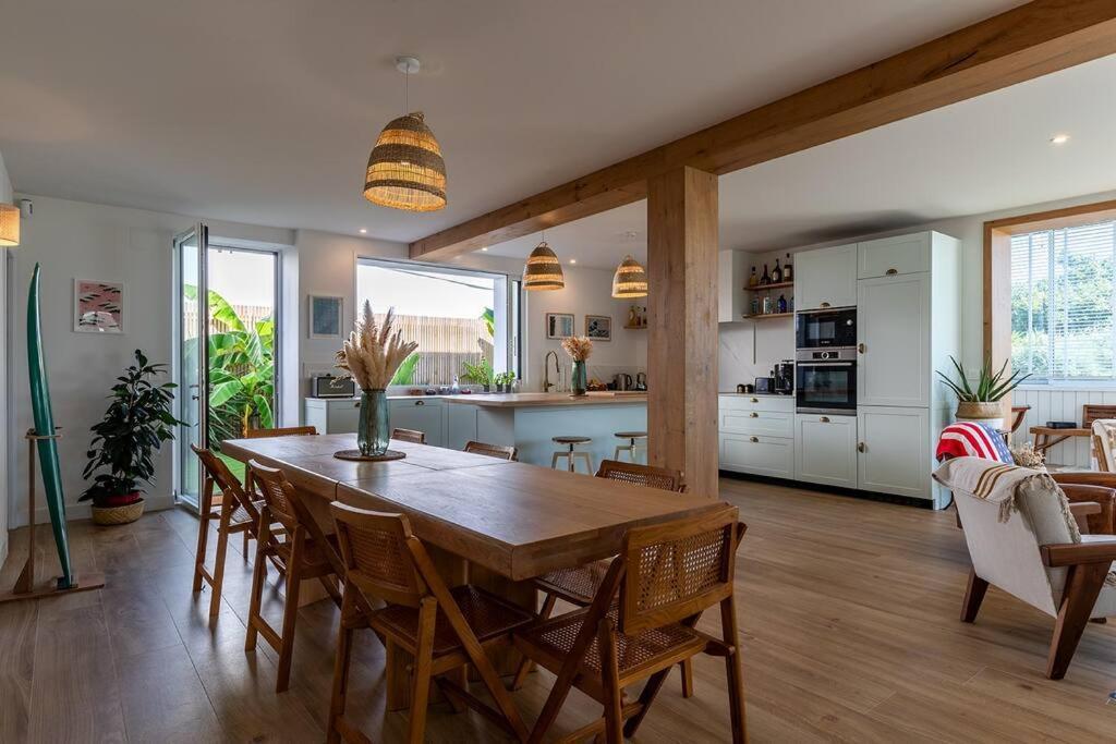 Beautiful Beach House In Front Of The Ocean Biarritz Exterior foto