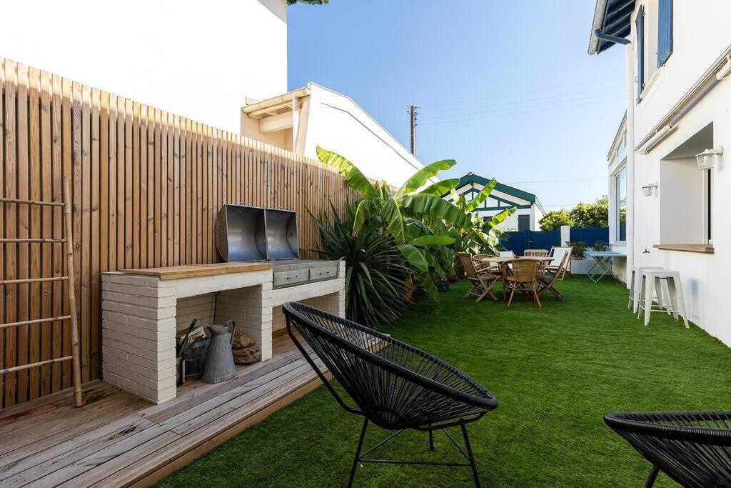 Beautiful Beach House In Front Of The Ocean Biarritz Exterior foto